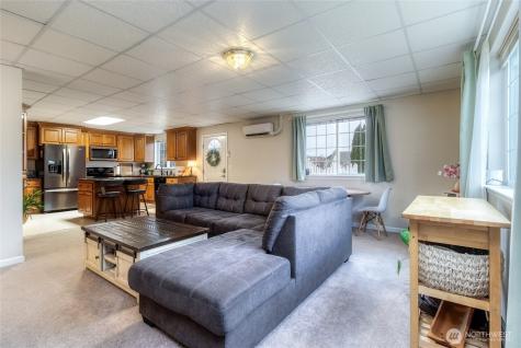 1525 SE Valley View Terrace College Place WA 99324
