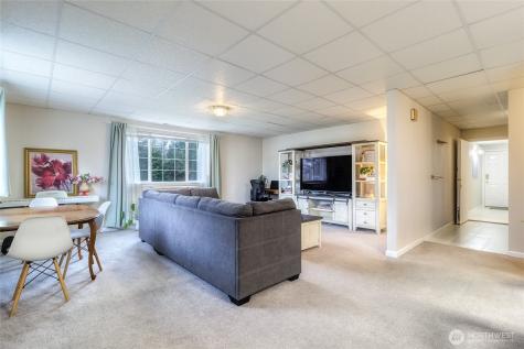 1525 SE Valley View Terrace College Place WA 99324