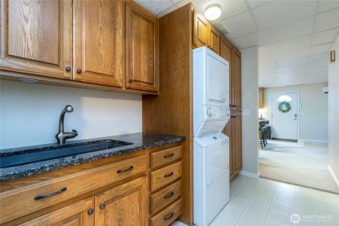 1525 SE Valley View Terrace College Place WA 99324