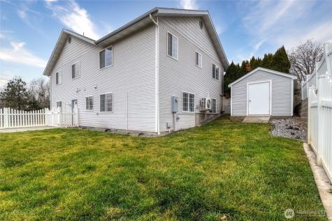 1525 SE Valley View Terrace College Place WA 99324