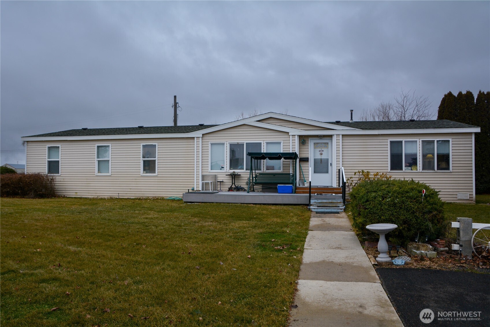 1873 8th Street Davenport WA 99122