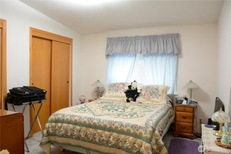 1873 8th Street Davenport WA 99122