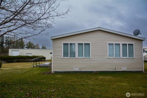 1873 8th Street Davenport WA 99122