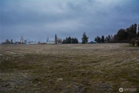 1873 8th Street Davenport WA 99122