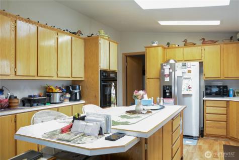 1873 8th Street Davenport WA 99122