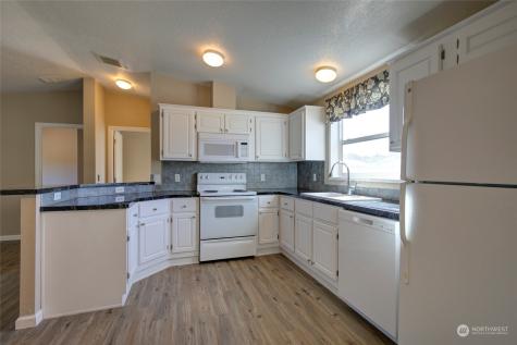 384 N Razor Clam Drive SW Ocean Shores WA 98569