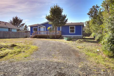 384 N Razor Clam Drive SW Ocean Shores WA 98569