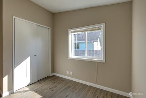 384 N Razor Clam Drive SW Ocean Shores WA 98569