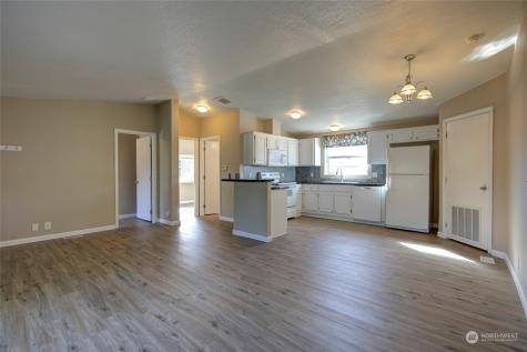 384 N Razor Clam Drive SW Ocean Shores WA 98569