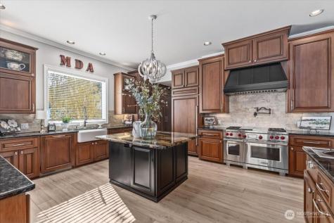 3300 S Lakeshore Road Chelan WA 98816