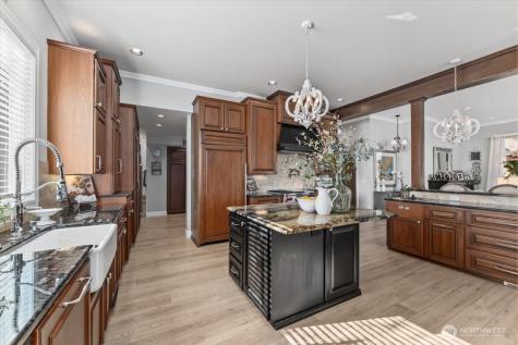 3300 S Lakeshore Road Chelan WA 98816