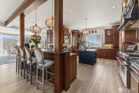 3300 S Lakeshore Road Chelan WA 98816