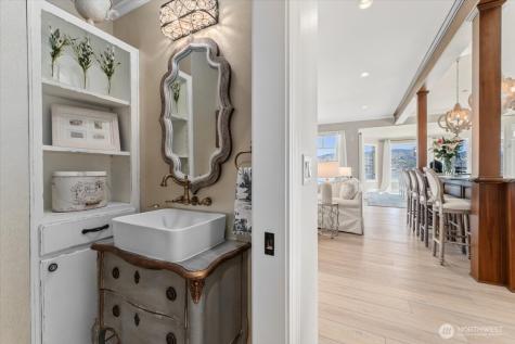 3300 S Lakeshore Road Chelan WA 98816