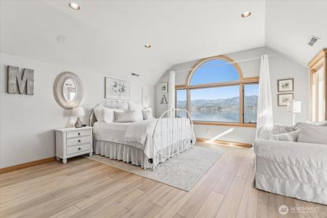 3300 S Lakeshore Road Chelan WA 98816