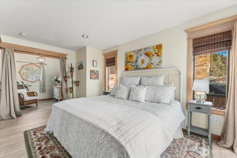 3300 S Lakeshore Road Chelan WA 98816