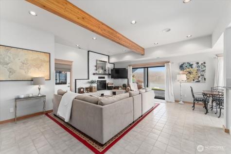 3300 S Lakeshore Road Chelan WA 98816