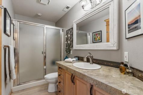 3300 S Lakeshore Road Chelan WA 98816