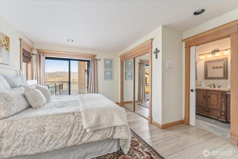 3300 S Lakeshore Road Chelan WA 98816