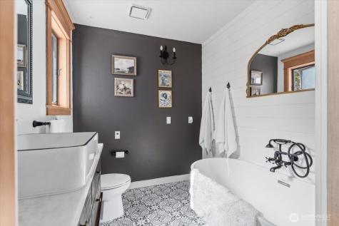 3300 S Lakeshore Road Chelan WA 98816