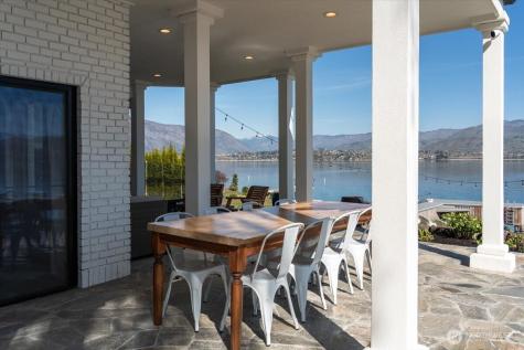 3300 S Lakeshore Road Chelan WA 98816