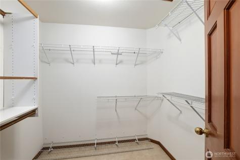 18605 SE 174th Way Renton WA 98058