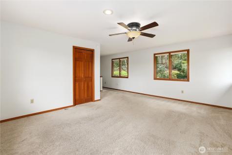 18605 SE 174th Way Renton WA 98058