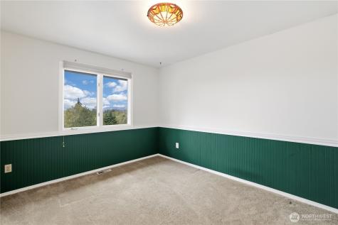 18605 SE 174th Way Renton WA 98058