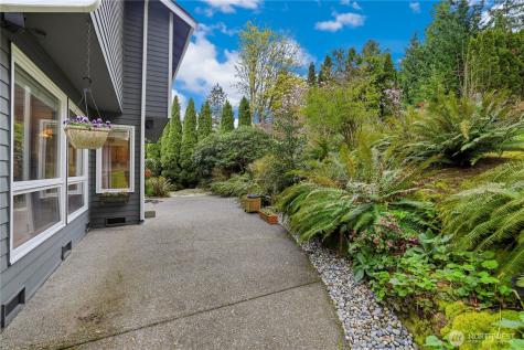 18605 SE 174th Way Renton WA 98058