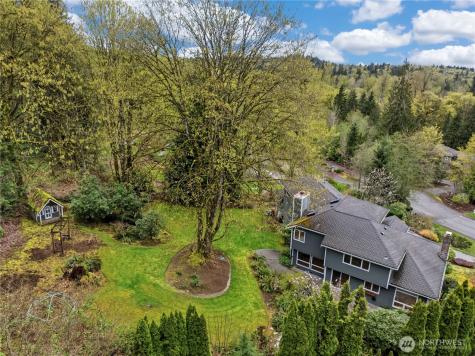 18605 SE 174th Way Renton WA 98058