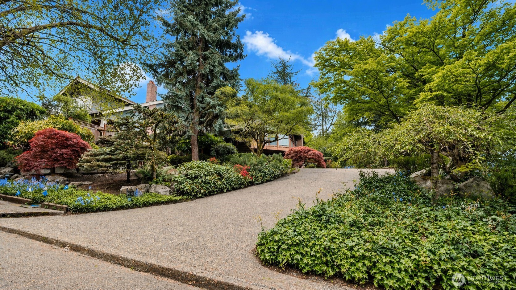 2419 Federal Avenue E Seattle WA 98102