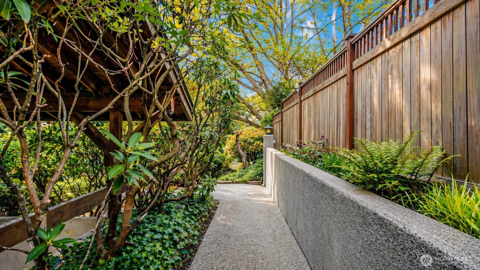 2419 Federal Avenue E Seattle WA 98102