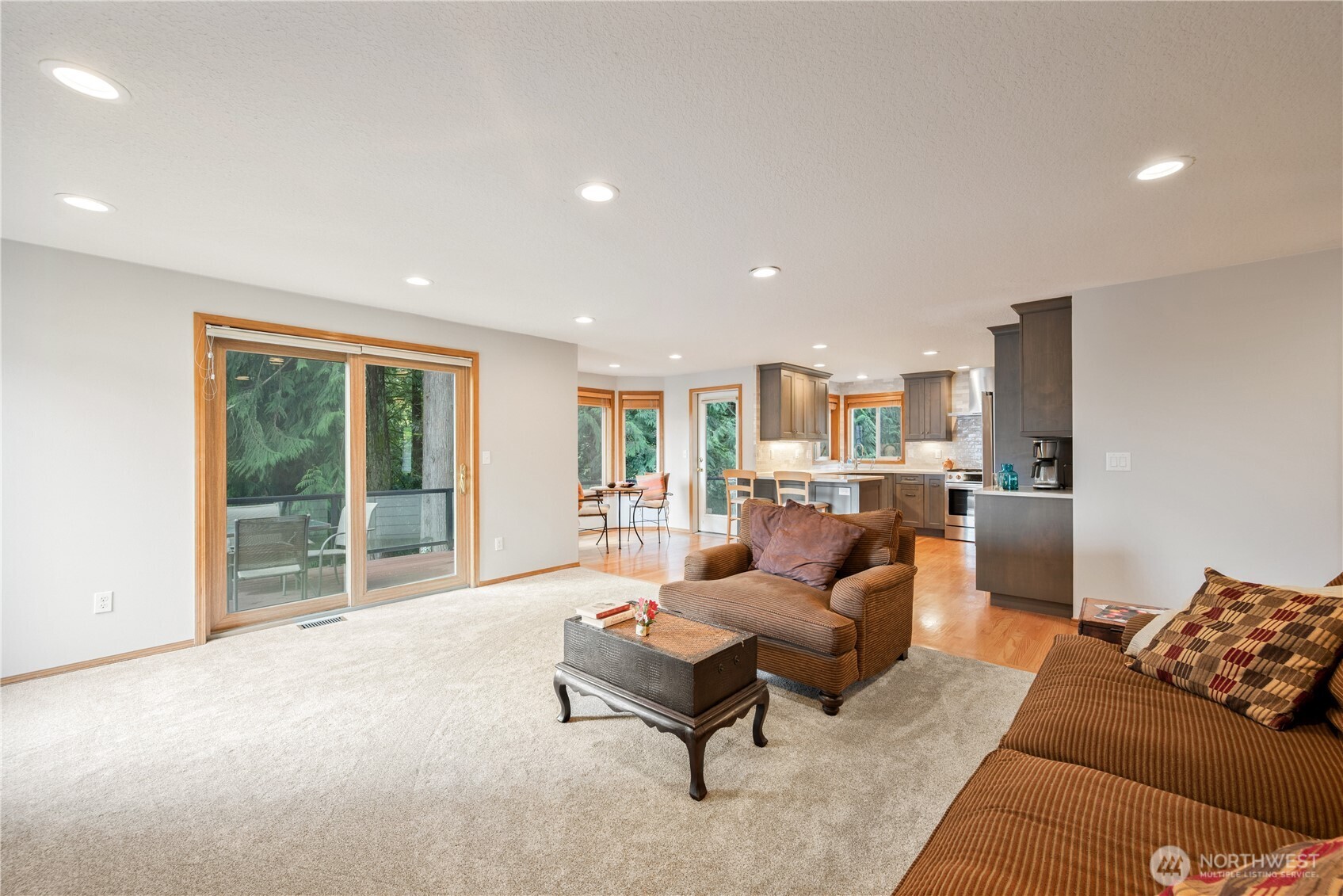 239 W St. James Longview WA 98632