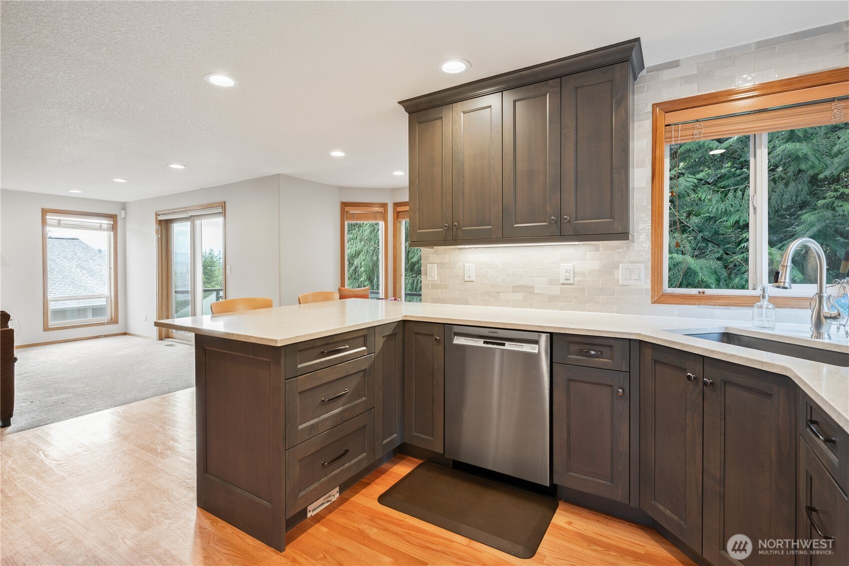 239 W St. James Longview WA 98632