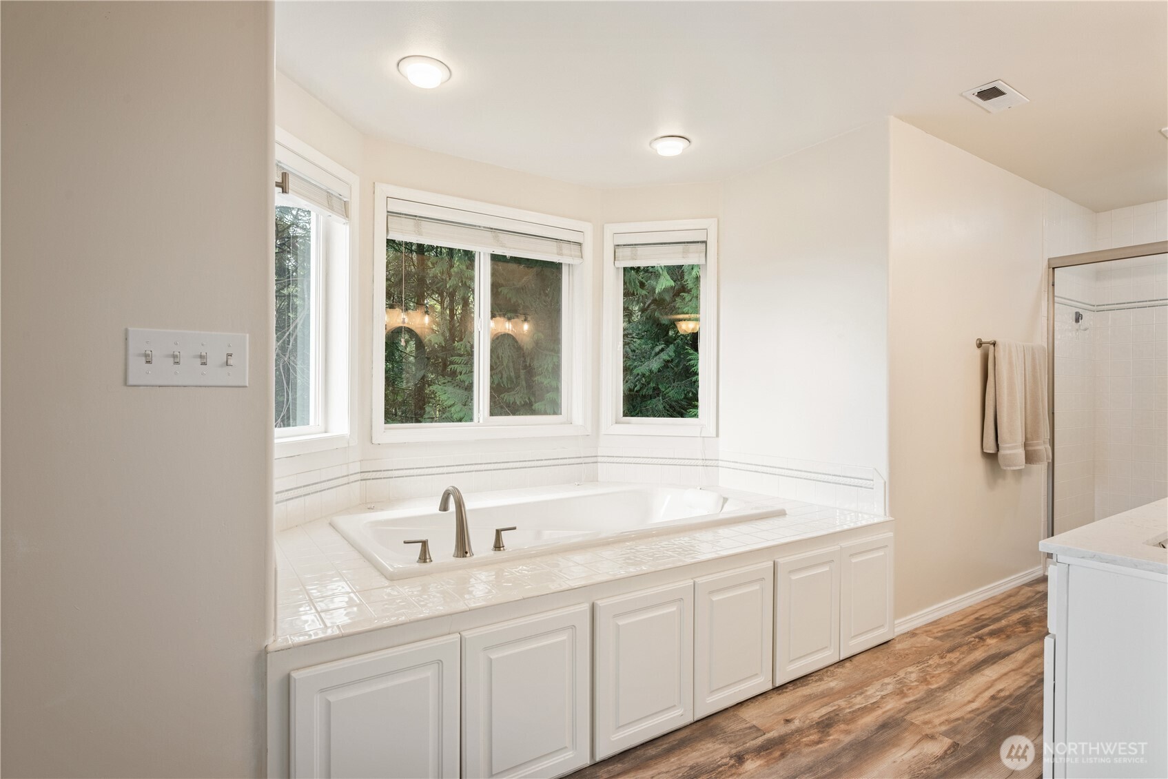 239 W St. James Longview WA 98632