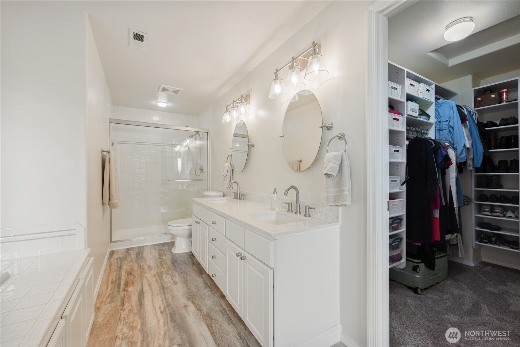 239 W St. James Longview WA 98632