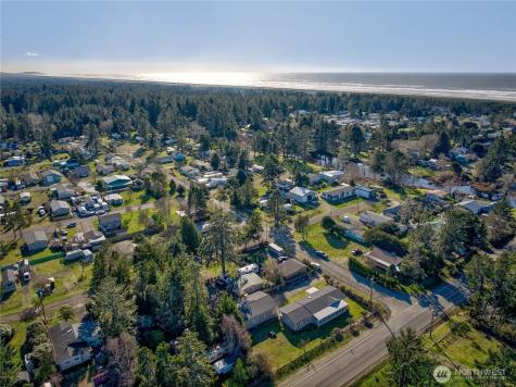 22604 S Place Ocean Park WA 98640