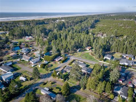 22604 S Place Ocean Park WA 98640