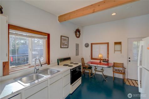 22604 S Place Ocean Park WA 98640