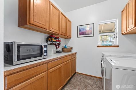 300 Sunset Way East Wenatchee WA 98802