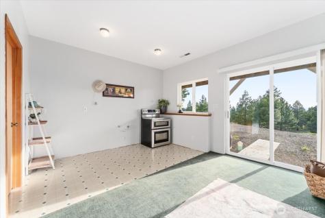 300 Sunset Way East Wenatchee WA 98802