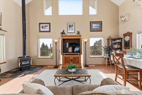 300 Sunset Way East Wenatchee WA 98802