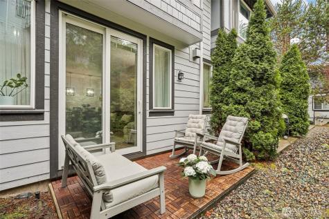 21264 SE 42nd Lane Issaquah WA 98029