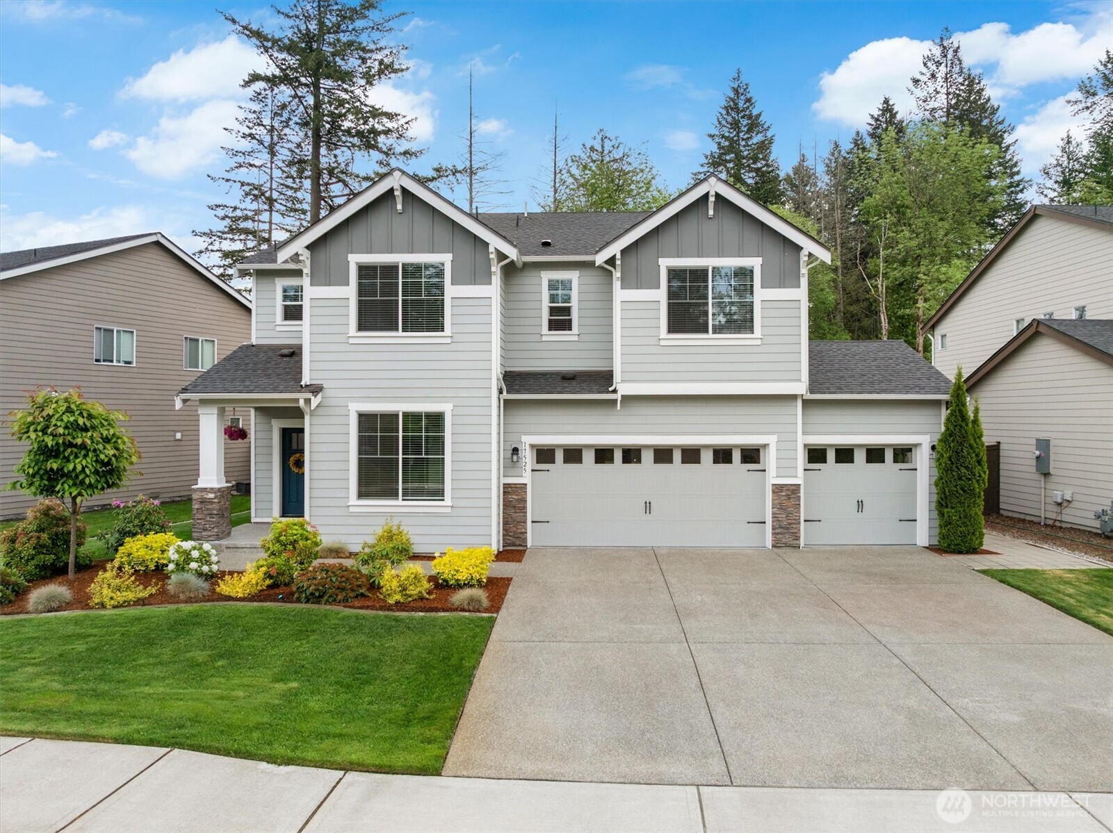 17525 Crossing Drive E Puyallup WA 98374