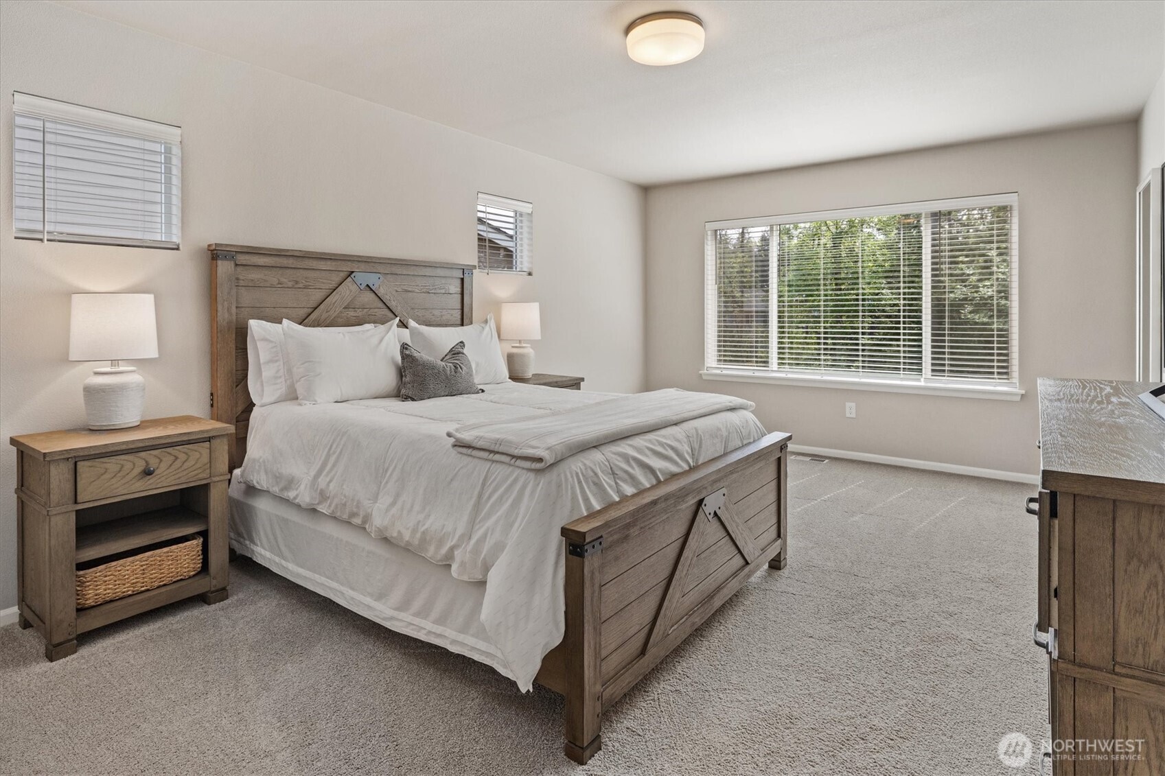 17525 Crossing Drive E Puyallup WA 98374