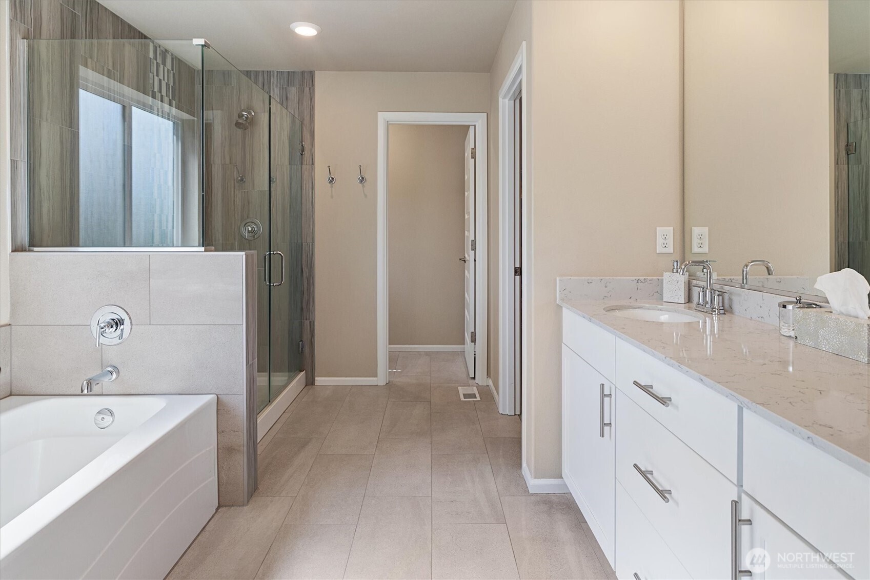 17525 Crossing Drive E Puyallup WA 98374