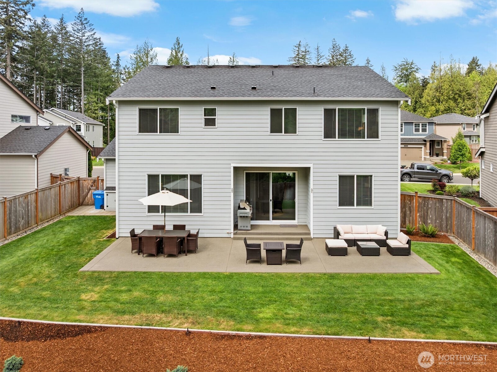 17525 Crossing Drive E Puyallup WA 98374