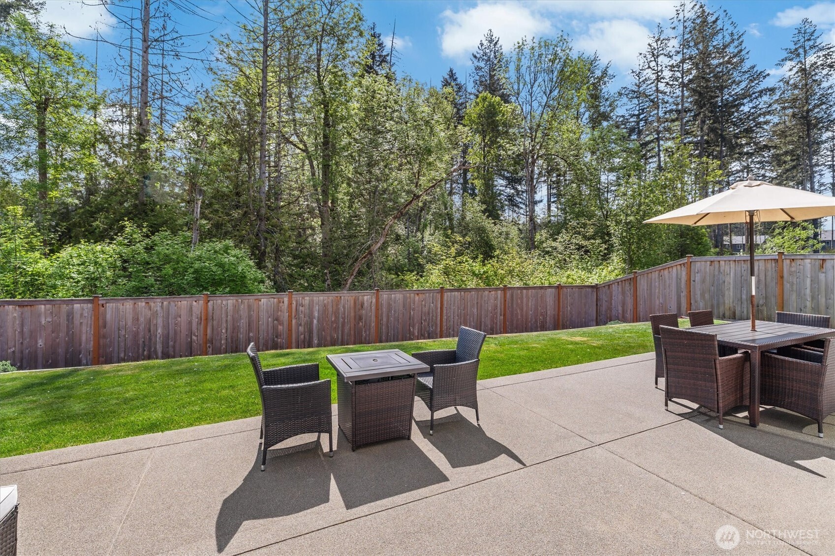 17525 Crossing Drive E Puyallup WA 98374
