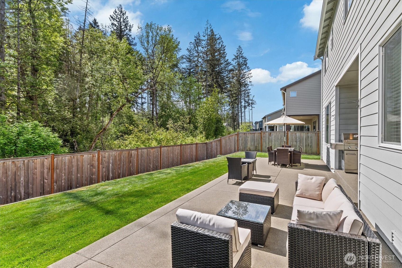 17525 Crossing Drive E Puyallup WA 98374