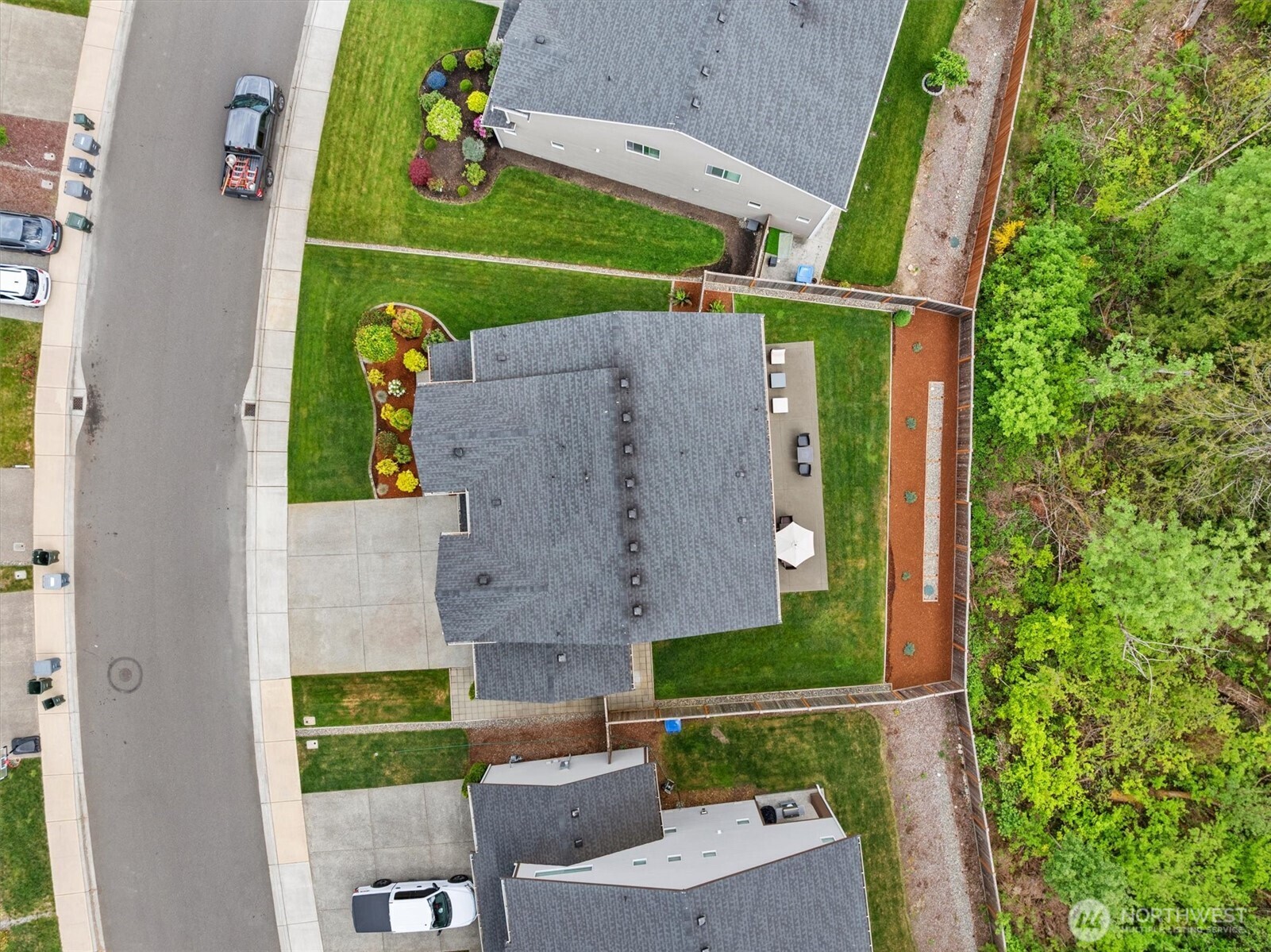 17525 Crossing Drive E Puyallup WA 98374
