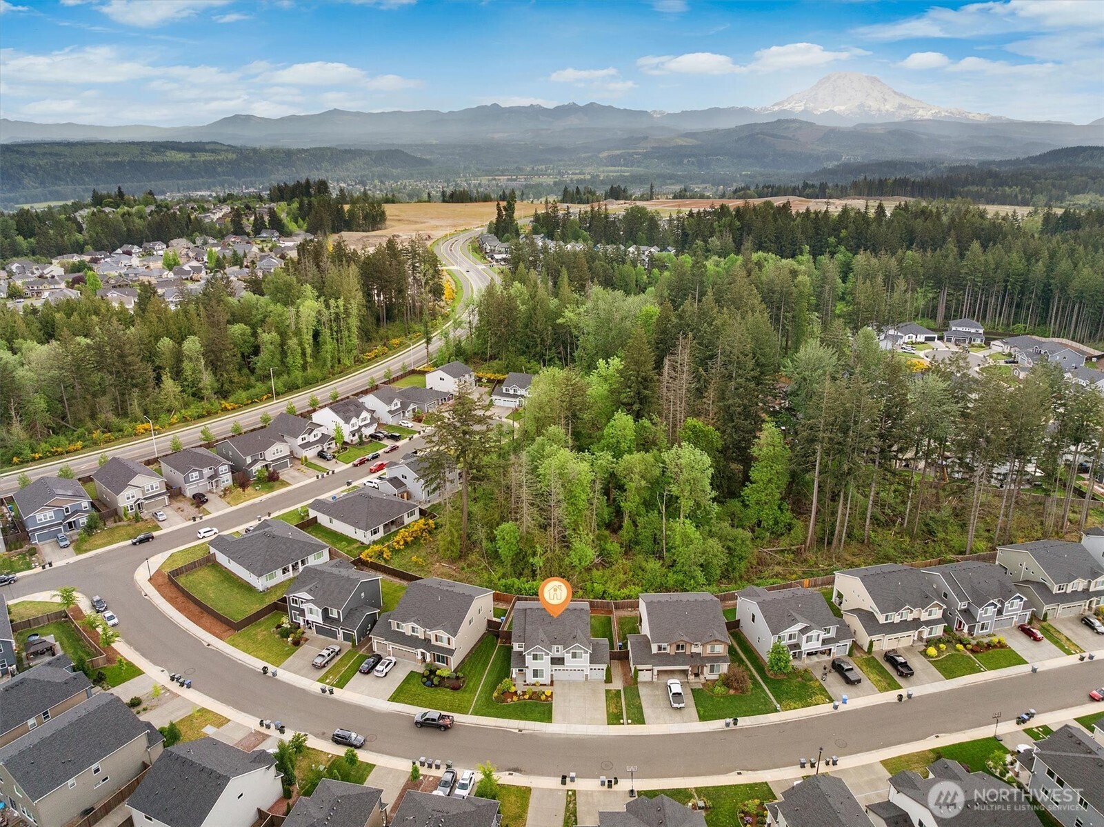 17525 Crossing Drive E Puyallup WA 98374